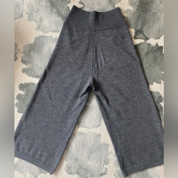 Aritzia Wilfred Brion Pant. Size S. Charcoal Grey. - Picture 5 of 7